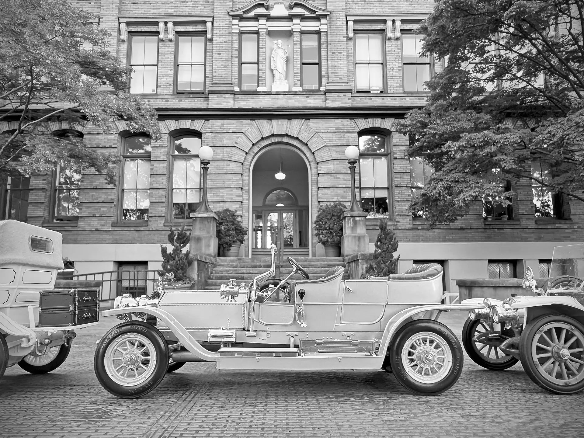 Anthony Schmidt Photography – Vintage Car Forced Perspective 📸