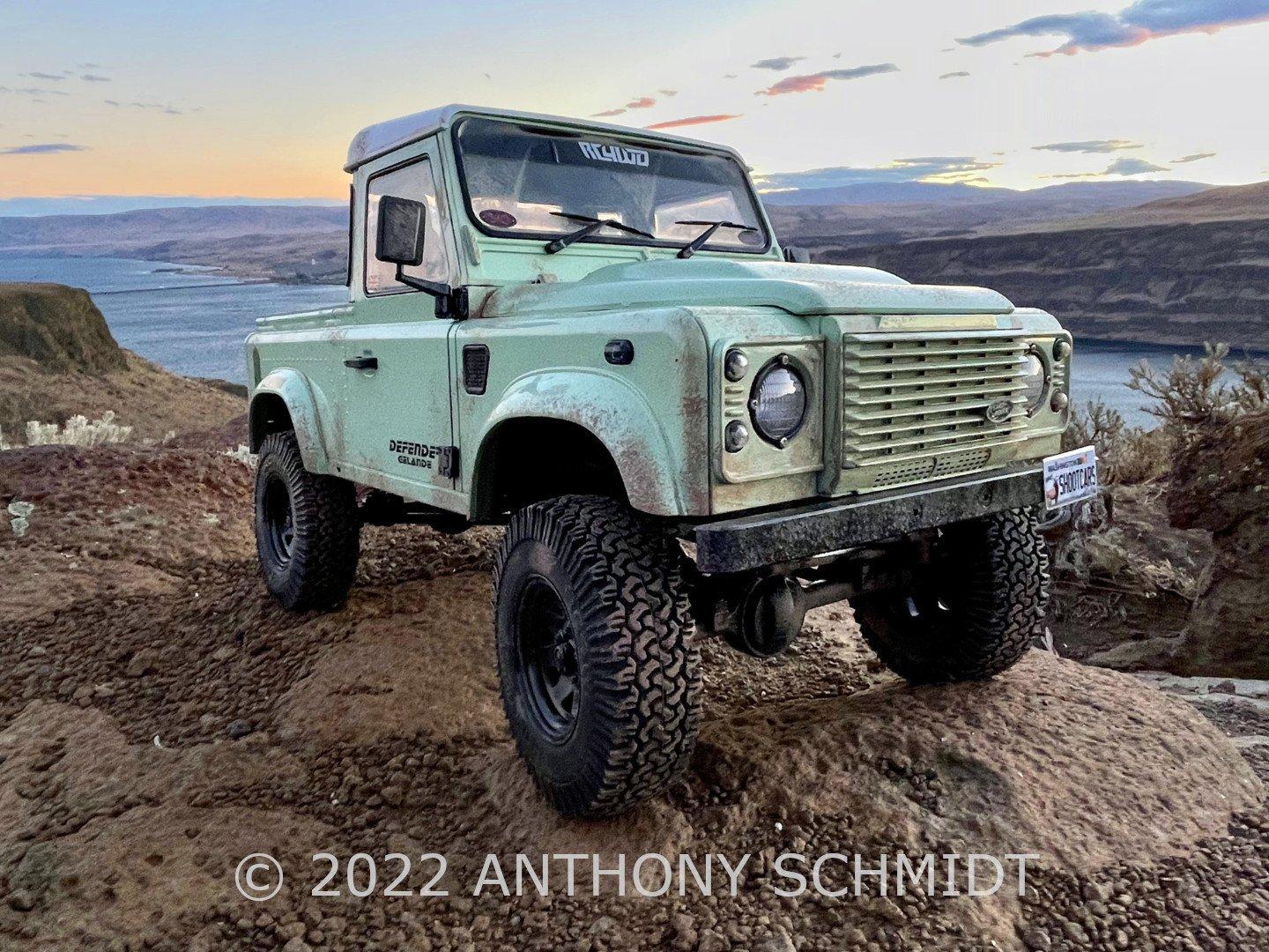 2015 Land Rover Defender (2 of 2)